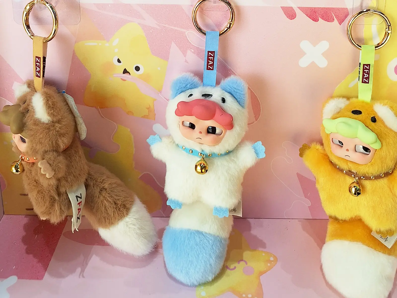 The toy can be used as a keychain and attached to a key ring