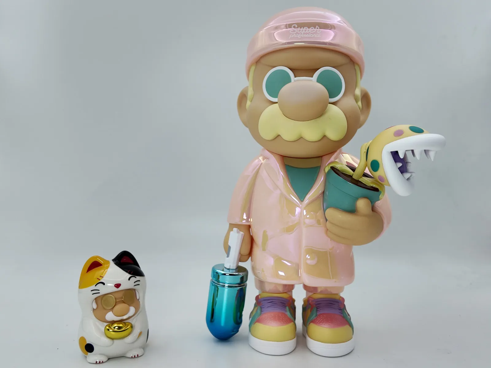 Cat God of Wealth Mario toy sample